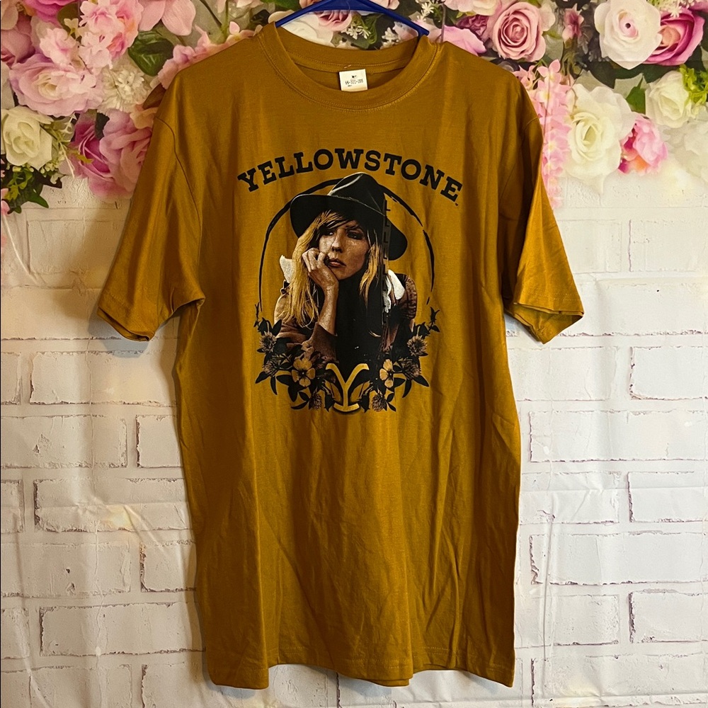 NWT Yellowstone Beth Dutton Face Cowgirl wheat Golden Yellow Tshirt Unisex L